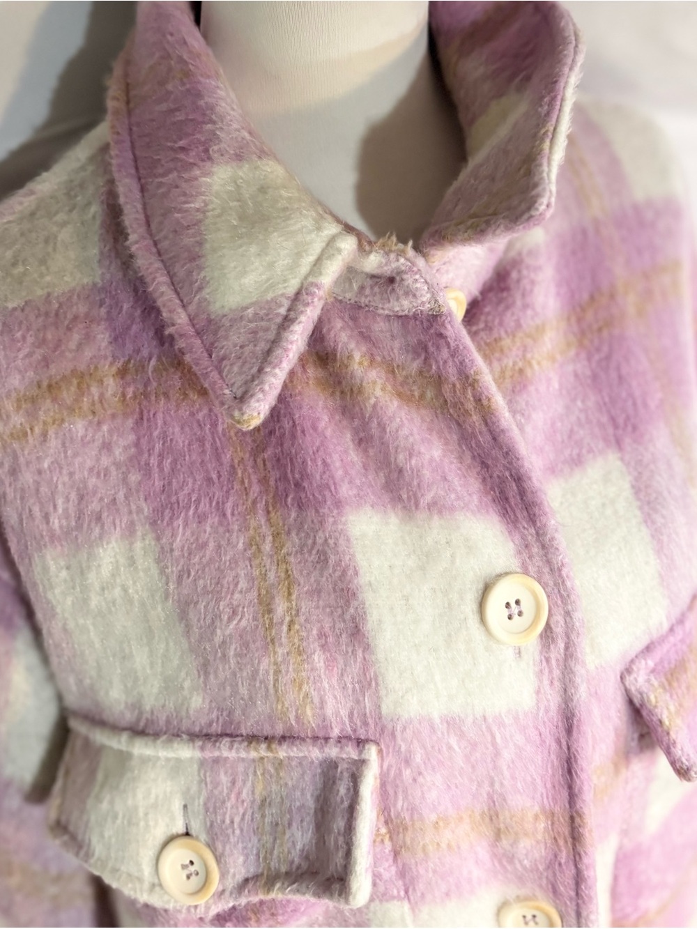 Mabel long, oversized shirt-jacket soft brushed finish classic plaid pattern - Picture 7 of 14
